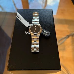 MOVADO Juro Quartz SS Black Museum Dial Women's Watch